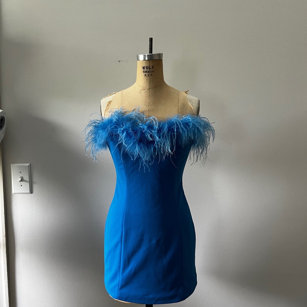 RNWY Blue Feather Strapless Mini Dress Birthday Party Cocktail Glam